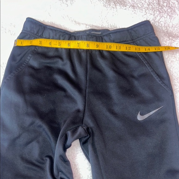 Nike Black Sweatpants with Relaxed Fit - Picture 2 of 6